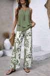 Daniela™ – Conjunto Verde Salvia Blusa y Pantalón Botánico