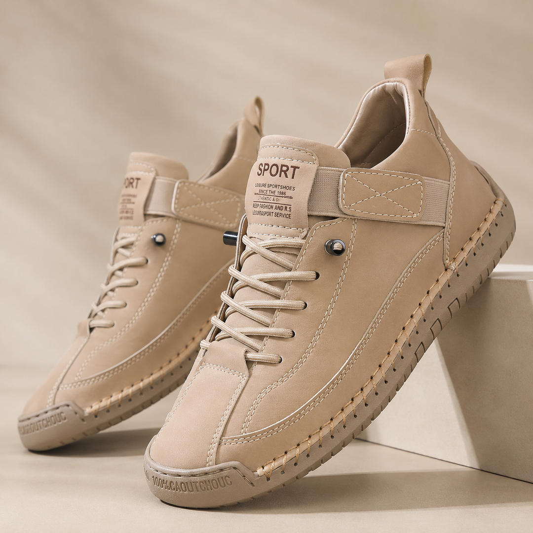 Zapatillas ergonómicas Musa Léa beige con cordones, parche SPORT y costuras decorativas