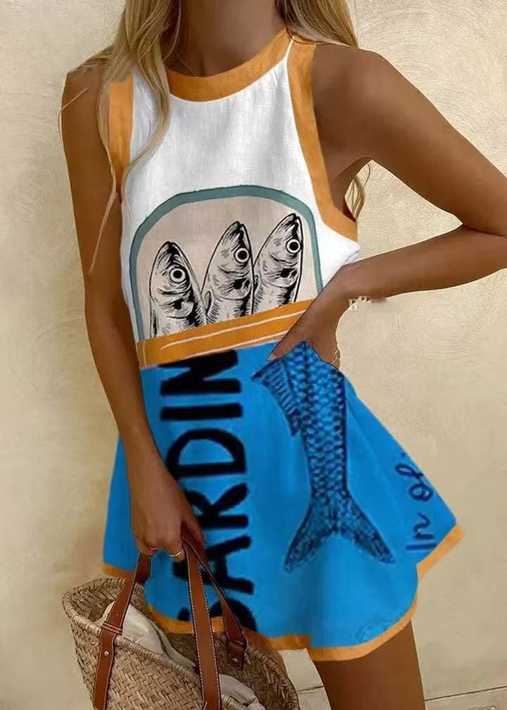 Vestido mini sin mangas blanco con estampado de gatos y panel azul