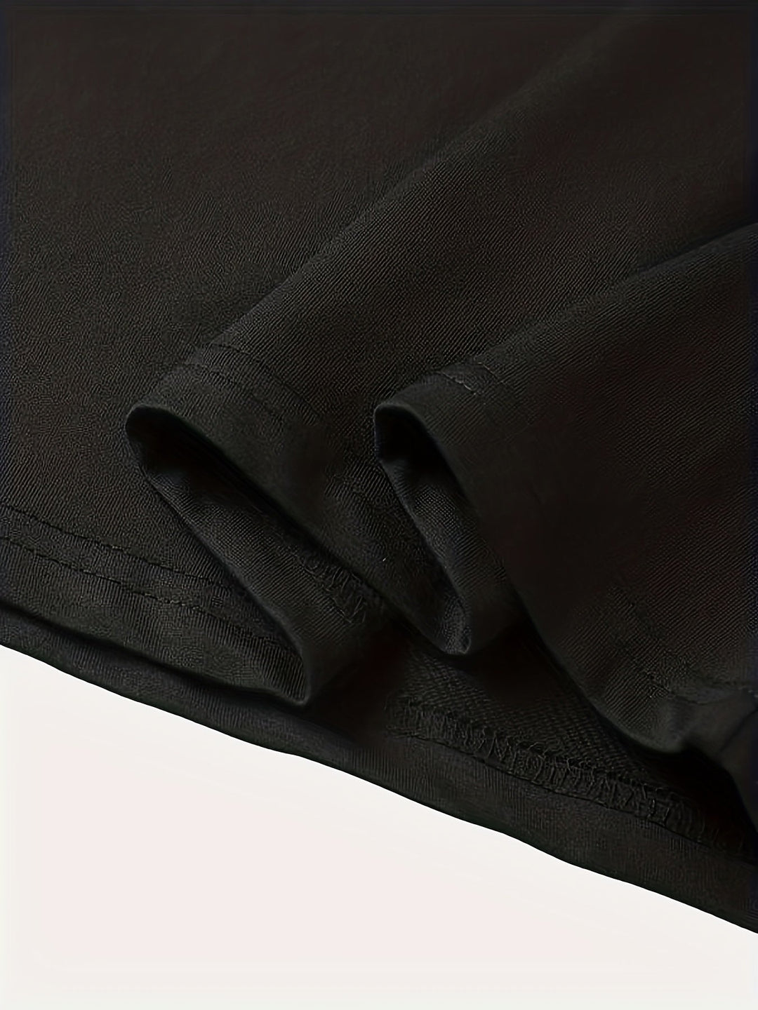 Azel | Camiseta elegante de cuello redondo con estampado gráfico