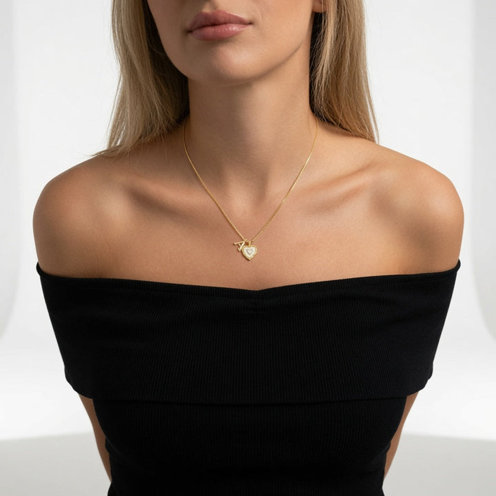 Elisa™ — Collar Corazón Personalizado, Elegancia Eterna