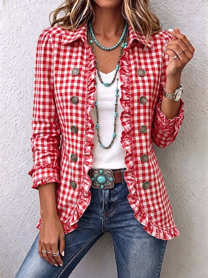 Chaqueta de cuadros Vichy roja con volantes y botones tipo parche.
