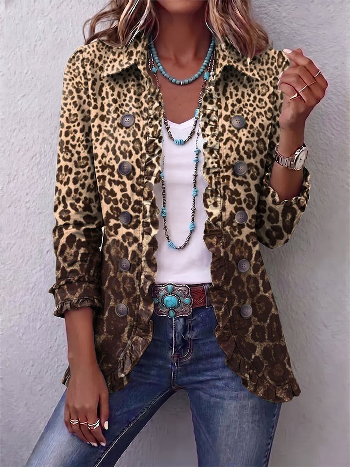 Chaqueta Nazaret leopardo con volantes y botones, mangas abullonadas.