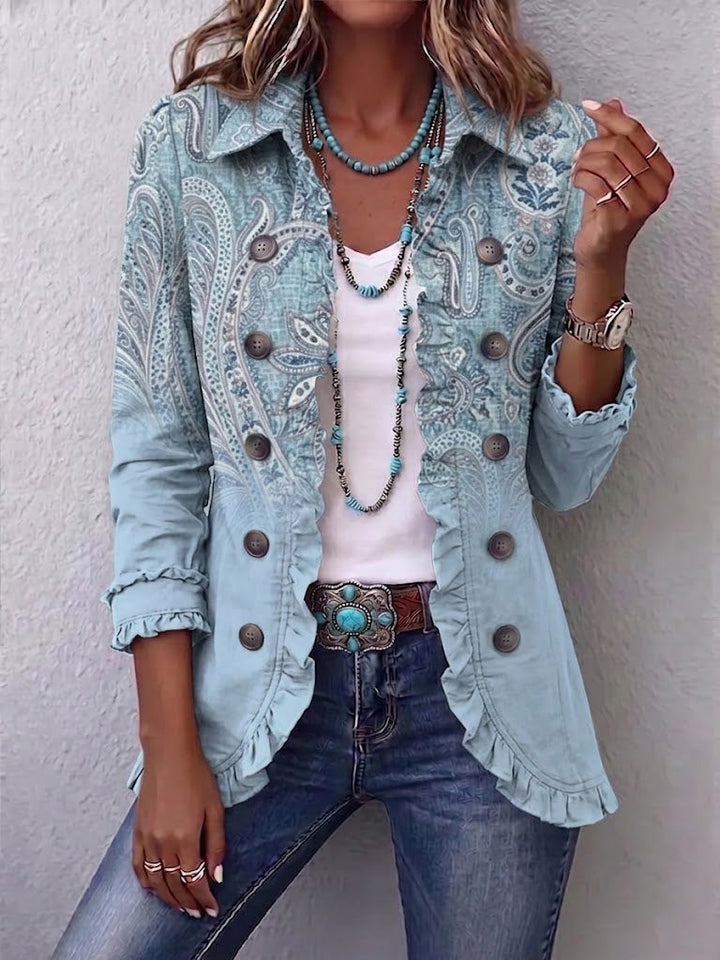 Chaqueta vintage azul claro con estampado paisley, botones y volantes en el bajo